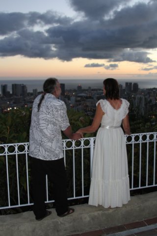 sunsetinhonolulu.jpg